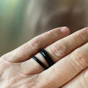 Black Stackable Band Ring Set Goth Minimalist Y2K Size 8.5